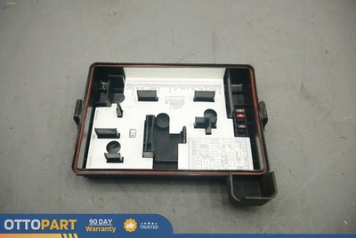 2006-2010 Saturn Sky Pontiac Solstice 2.4L Engine Bay Fuse Box Relay Tested OEM