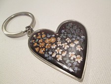 FLORAL HEART METAL KEYCHAIN