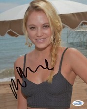 Maika Monroe Sexy Autographed Signed 8x10 Photo COA 
