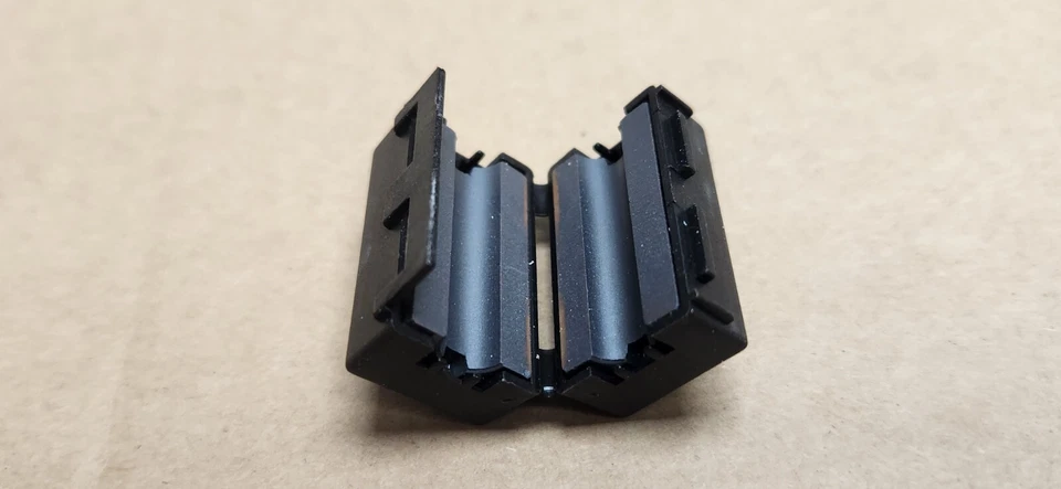 Ferrite Cores Cable Clips 5mm Square Type RFI EMI Noise Filter For Video 80Pcs - Image 4 of 4