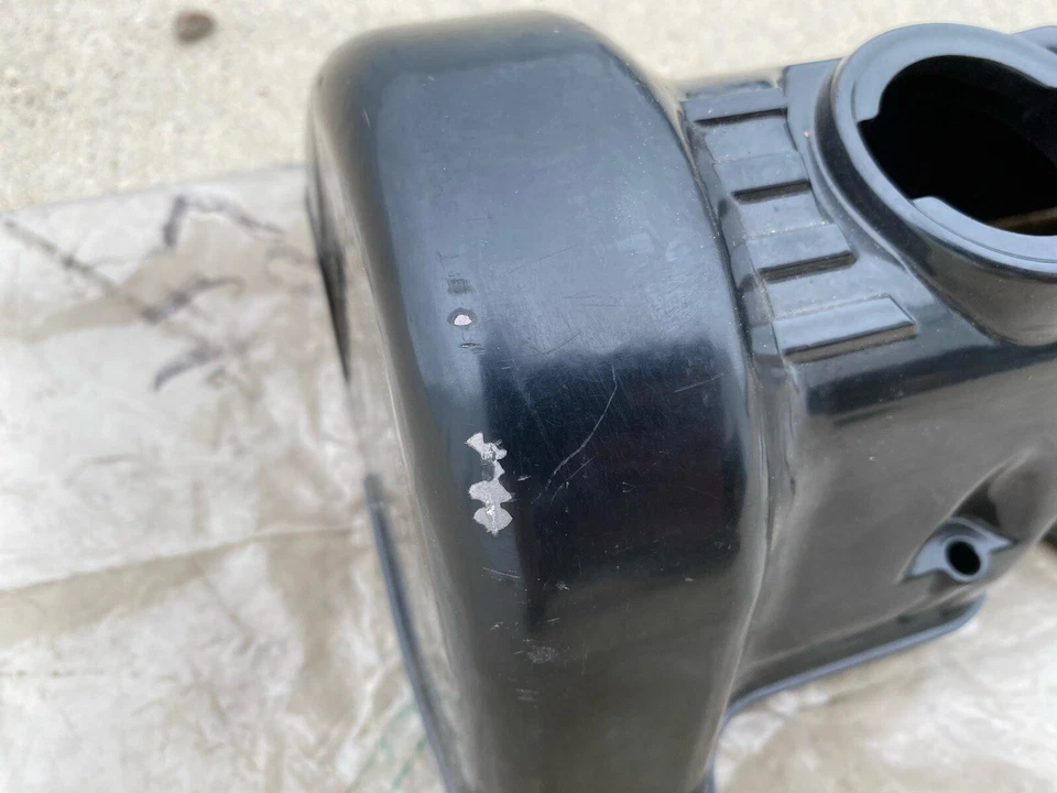 1170100930 Cubierta de válvula NOS M116 M117 420SL 500SL 560SL 560SEC 560SEL Foto 4 de 4