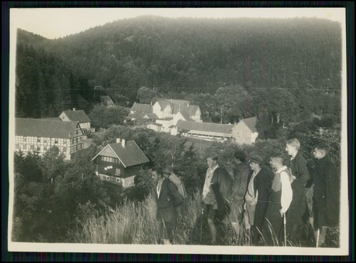 8x Foto - Wandern im Harz - Jungs junge Männer Goslar Harzburg Brocken .. - 1930 - Bild 5 von 16