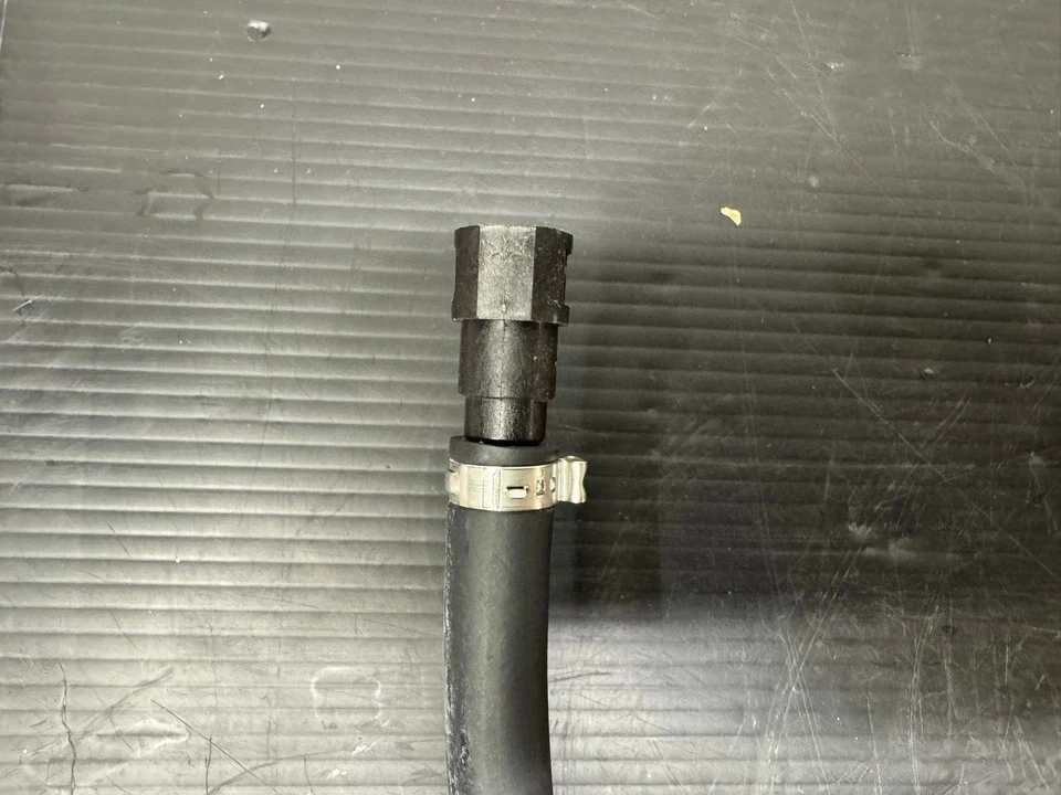 Оригинальный шланг топливопровода Seadoo 4tec GTI RXT GTX RXP Wake 130 155 185 215 2003-2008 - Изображение 2 из 3