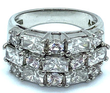 Beautiful Sterling Silver / 925  CZ Sparkle Cocktail Band Ring Size 7