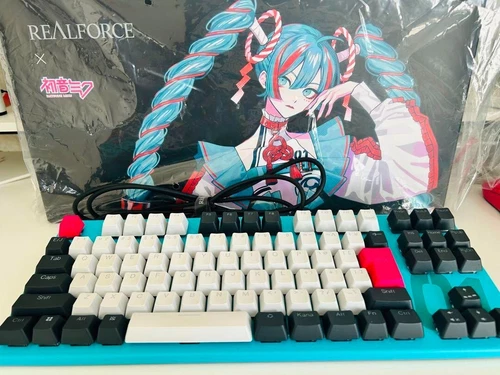 Topre REALFORCE Hatsune Miku GX1 Keyboard