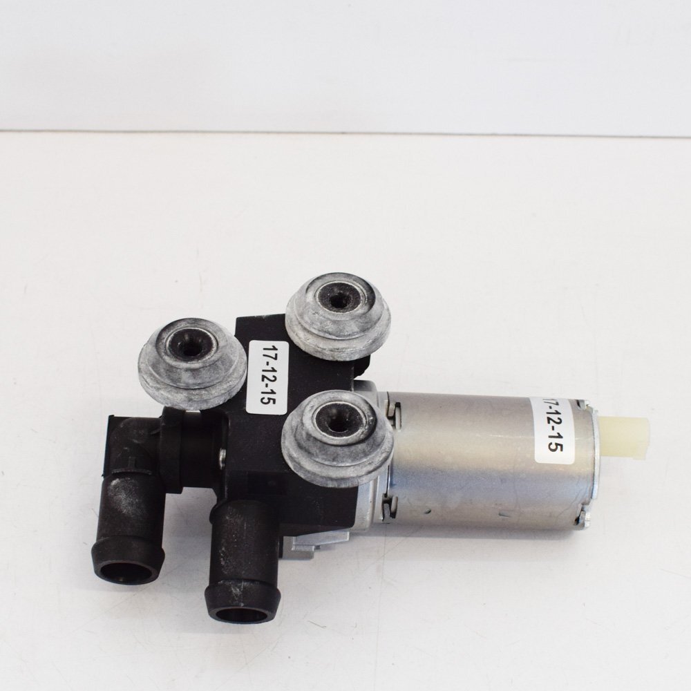 ZUSATZWASSERPUMPE WASSERPUMPE FÜR BMW 1-ER E81 E82 E87 E88 3-ER E90 E91