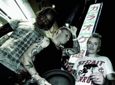 The Prodigy Unsigned 6'' x 4'' Photo - English band *1 - 100% to Cancer Charity