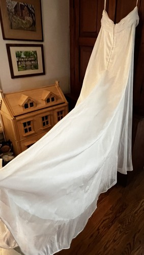 Galina Wedding Gown Size 10/12 White Chiffon Strapless Empire Waist 4 Layer - Picture 6 of 18