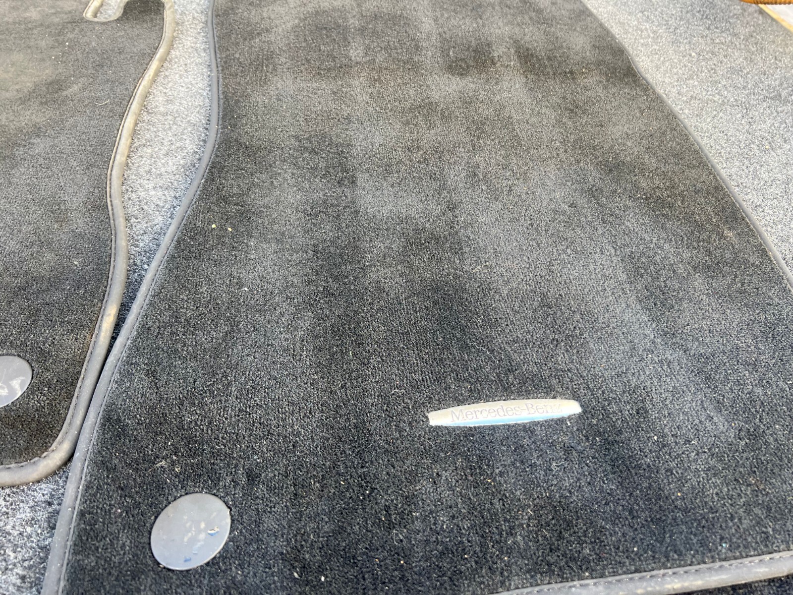 MERCEDES W219 CLS550 CLS63 INTERIOR FLOOR MAT MATS RUG CARPET SET OEM