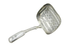 George III Sterling Silver Floral Tea Caddy Spoon Antique 1817 Birmingham