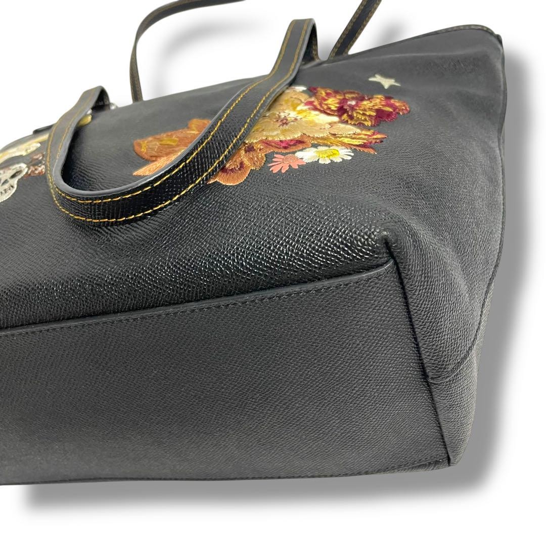 COACH Tote Bag Leather Black Embroidered Flowers Skull Hawk