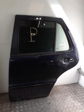 Porte arrière et accessoires Mercedes CLASSE M