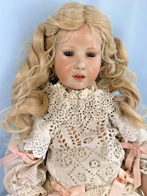 Hildegard Gunzel Wax Artist Doll 'Doris' 1990 Germany 30''