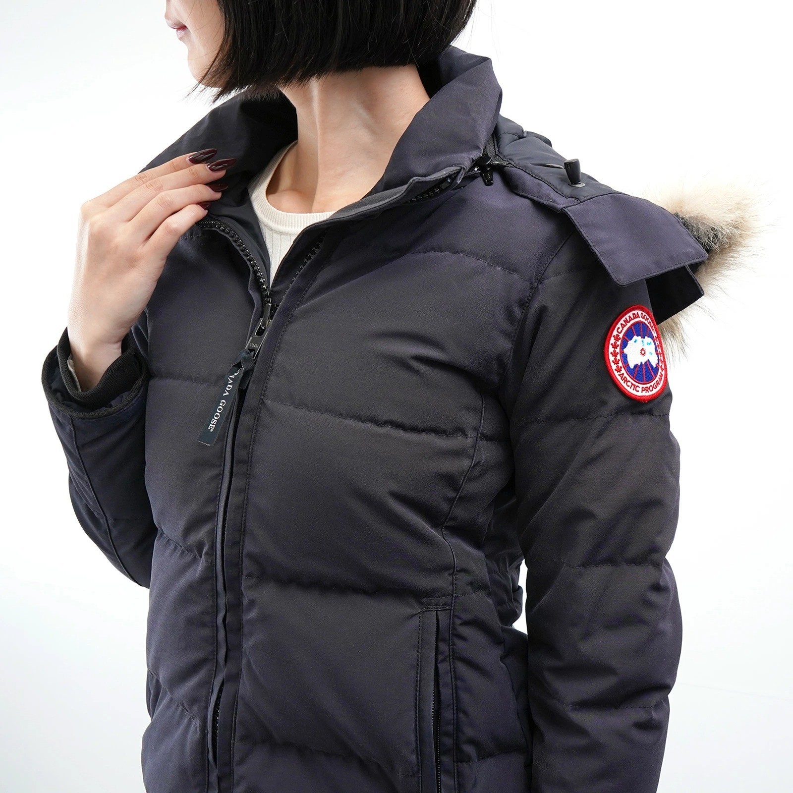 CANADA GOOSE CHELSEA PARKA Black Women's Down jacket thumbnail 4