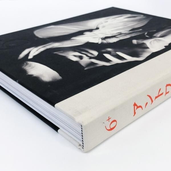 Antwerp Fashion catalog Antwerp 6 six Designer's Collective Book