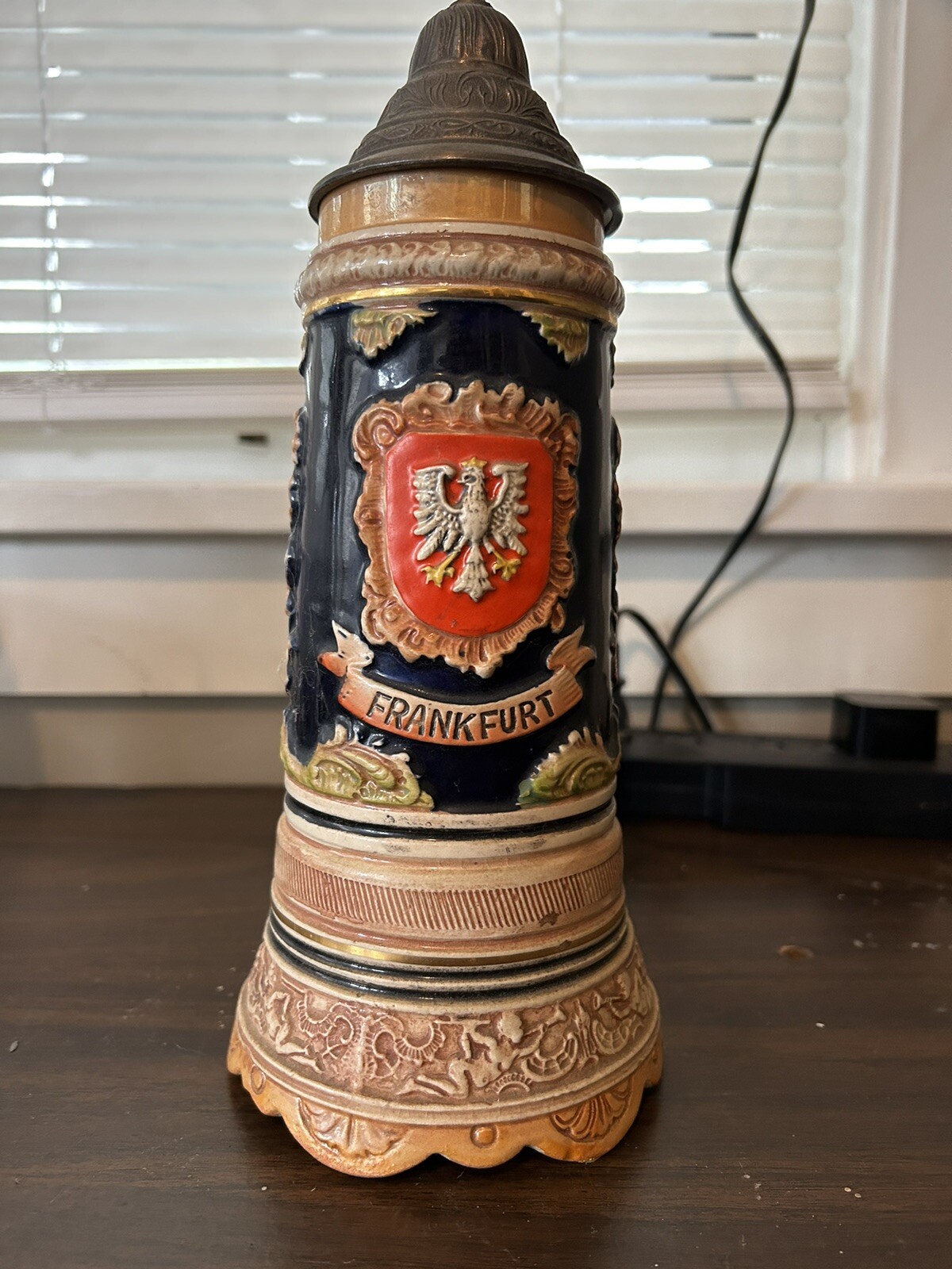 Picture 1 of 6