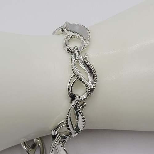 Leaf or Paisley Style Open Link Shiny Silver Tone Vintage 1980s Bracelet 7.5 In - Picture 9 of 24