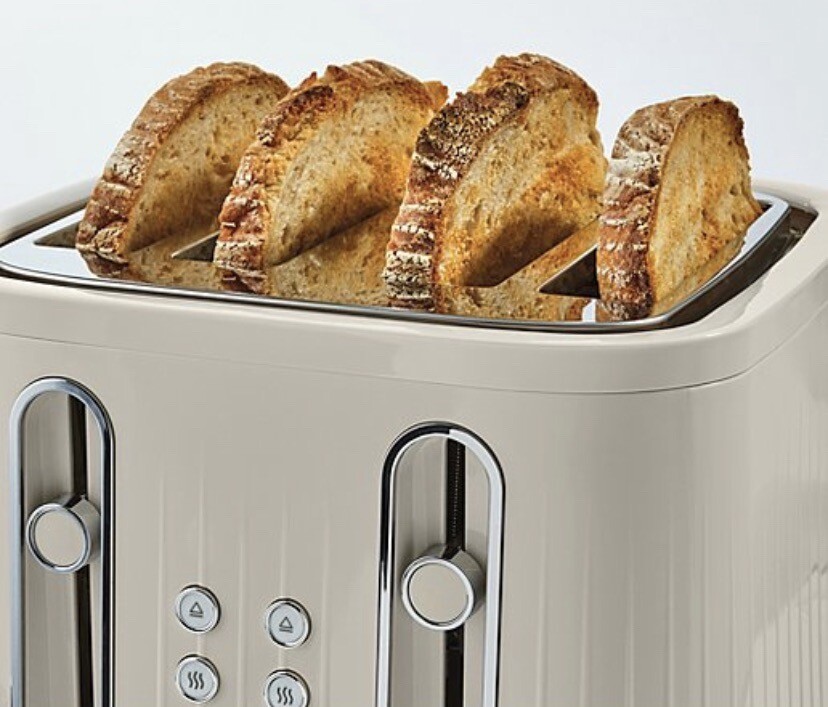 Cream and Wood Kettle and 4 Slice Toaster set Scandi Fast Boil Kettle