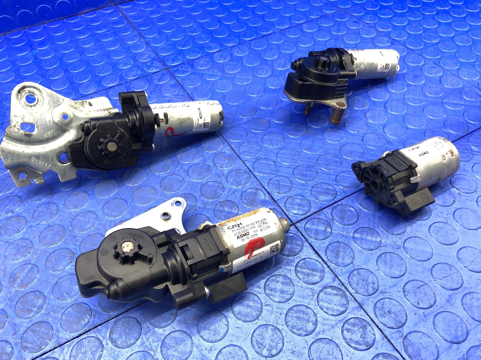 2014 2015 2016 2017 2018 2019 2020 BMW I8 OEM FRONT RIGHT SEAT MOTOR SET OF 4