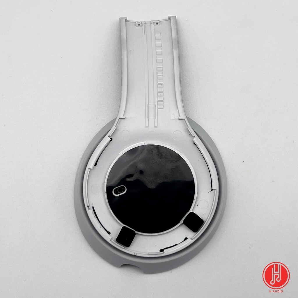 beats Solo³ satinsilver 新品パッド s-l400.jpg
