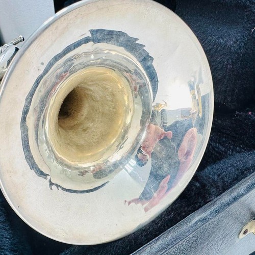 Bach Stradivarius Model 37 Trumpet Operation checked w/Case Brass instruments - Picture 5 of 12