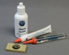 LIONEL LUBE MAINTENANCE KIT train track eraser cleaning fluid engine oil 6-62927