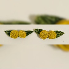 Vintage Women  s Midcentury Velvet Yellow Flowered Shoe Clips Shoe Bows Set Of 2