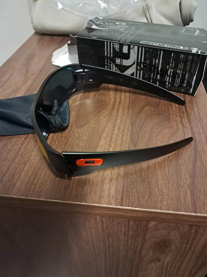 Oakley Gascan Black  PRIZM Ruby Polarized Lens Sunglass OO9014-58 - Image 2 of 4