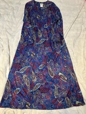 Collections Etc Paisley vintage Long Sleeve Blue Multicolor robe Size LRG