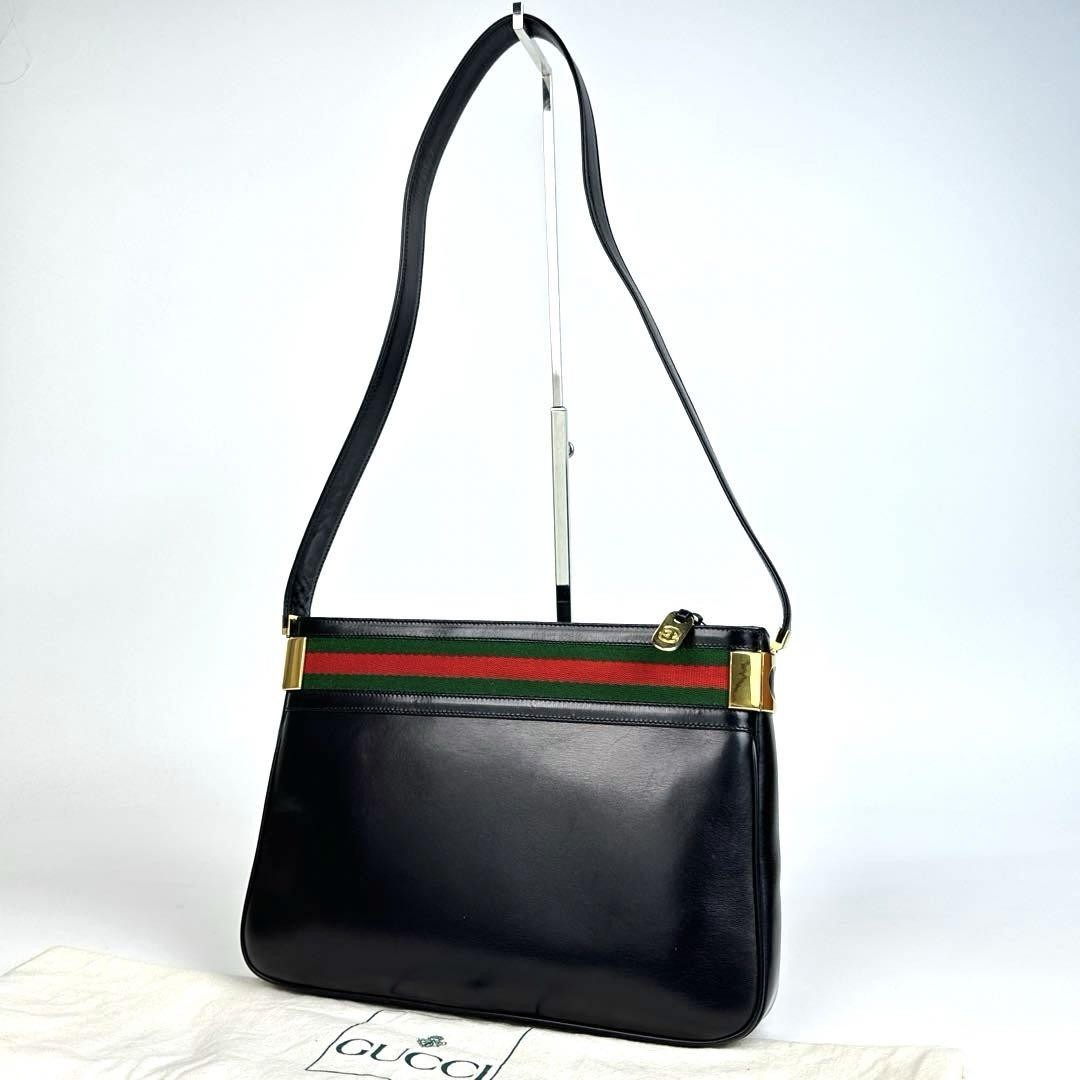 GUCCI Authentic Black Leather Shoulder Bag Style G0805633