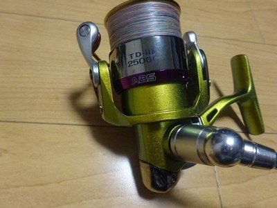 Rare Megabass Daiwa TD-ito 2506C spinning reel (Oni-te Butsu-shin