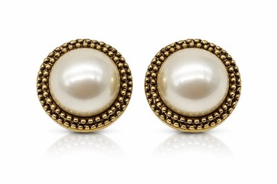 Vintage Ciner Signed Faux Pearl Clip Ons Designer Classic Estate Grandmacore 