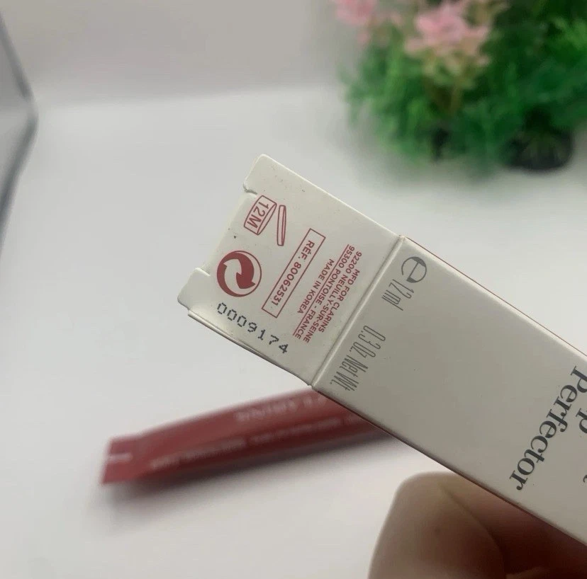 Clarins Velvel Lip Perfector # 03 Terciopelo Rojo Tamaño Completo 12 ml/0.3 OZ Nuevo en Caja Foto 4 de 4