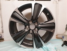 GENUINE LEXUS UX200 UX259H ALLOY WHEEL 7 X 18 ET45 BJK P/N 4261176320