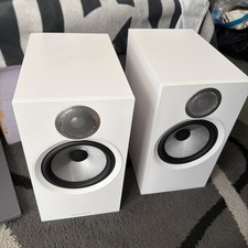 Bowers & Wilkins 606 S3 Bookshelf Speakers White Excellent Condition