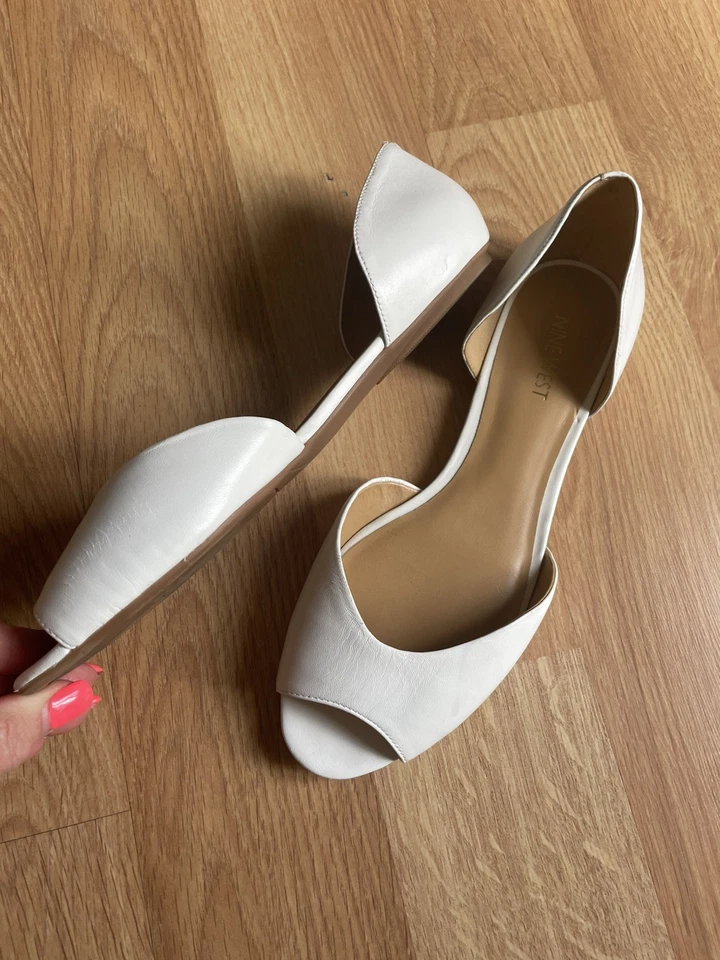 Nine West Womens NwBlossom White Leather Open Toe Flats Shoes 9 Medium Wedding - Image 2 of 4