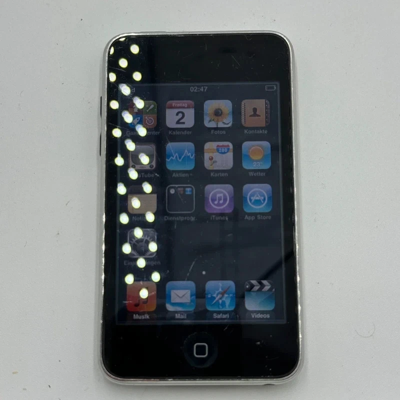 Apple iPod Touch 2nd Generation Silver Black (8GB) Modell: A1288 - Bild 3 von 4