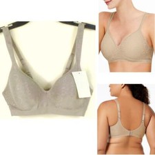 Bali Comfort Revolution Shaping Wireless Smoothing Bra Natural Nude 34C New 3463