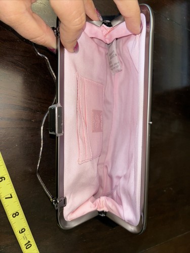 NUEVO Bolso de Mano Mary Kay Noche Mujer Negro Terciopelo Rosa Forrado Bolso sin asas con espejo - Imagen 13 de 15