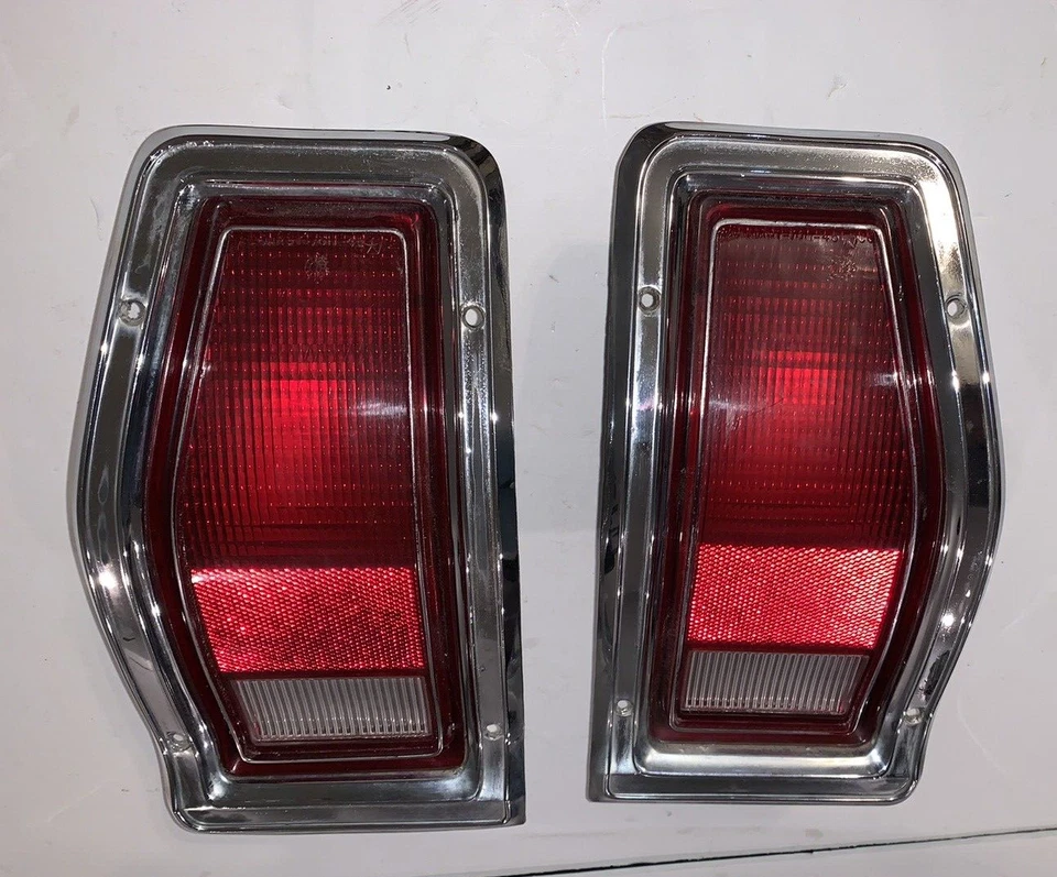 1976 - 1980 Plymouth Volare Dodge Aspen OEM комплект задних фонарей универсал - Изображение 4 из 4