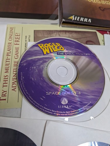 SIERRA’S Quest Series Volume ONE PC Game Collection CD ROM Kings Quest ecc. - Foto 7 di 24