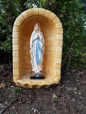 CUPOLA GROTTA CAPPELLA CON STATUA DELLA MADONNA DI LOURDES DA  GIARDINO  ESTERNO