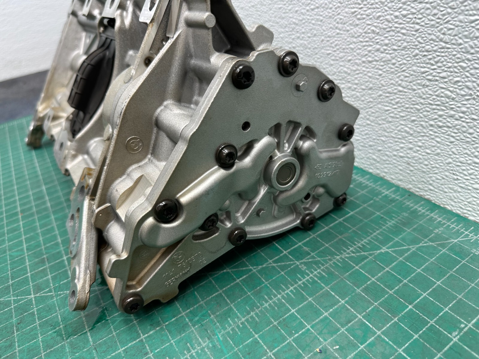 12-18 BMW N20 N26 2.0L ENGINE BALANCE SHAFT OIL PUMP ASSEMBLY 80k mi OEM