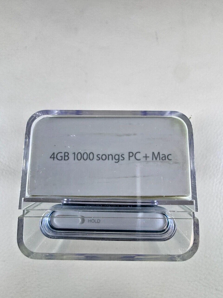 Apple iPod Nano A1199 4GB 2nd Generation Blue PA428LL/A Brand New - Image 2 of 4