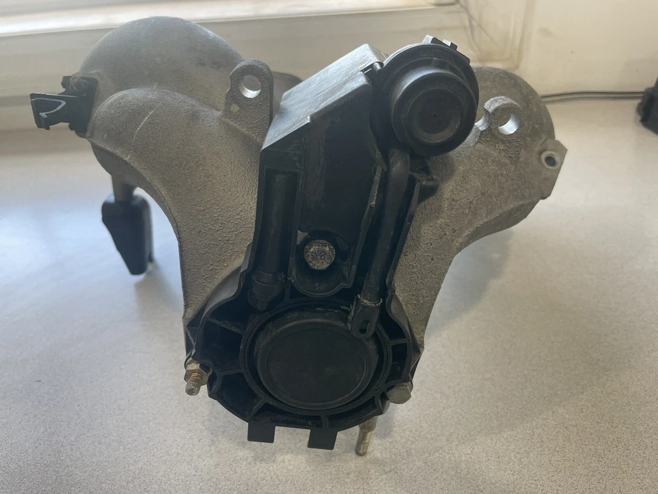 1996-2002 BMW Z3 ROADSTER E36/7 ~ LOWER INTAKE MANIFOLD ~ 11611247263 - Image 3 of 4