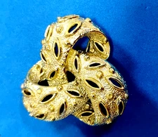 Large Vintage Butler Gold Tone Textured Perforated Trinity Knot Brooch Pin