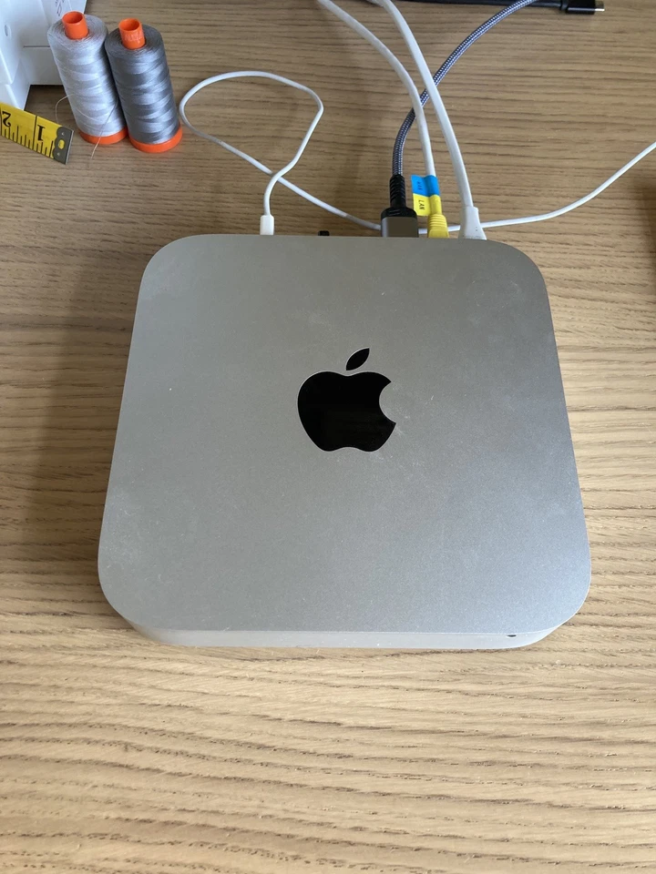 Late 2014 Apple Mac Mini i5 2.8GHz, 16GB RAM, 1TB Apple SSD, macOS Monterey - Image 4 of 4