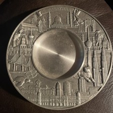 MALAYSIA themed hand made Tumasek Pewter display plate, 14cm, 5.5” diameter