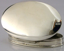 QUALITY ENGLISH SOLID STERLING SILVER GOOD SIZED BOX 2000 2.75 inch