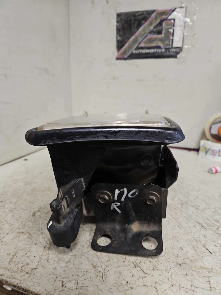 89-95 DODGE SPIRIT ACCLAIM правая фара без сигнала со стороны пассажира Rh OEM - Изображение 3 из 4